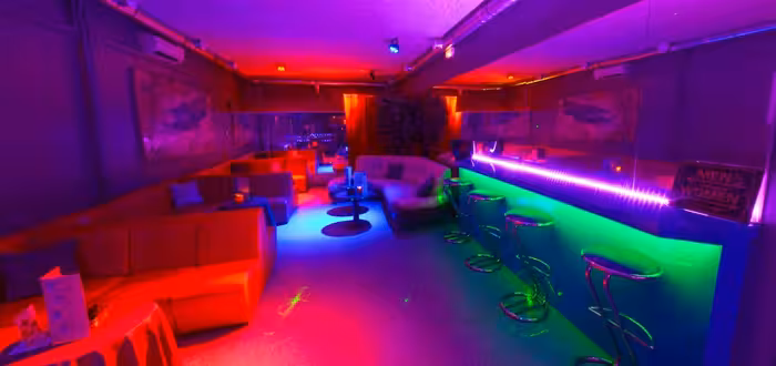 Le Boudoir Cosy Bar