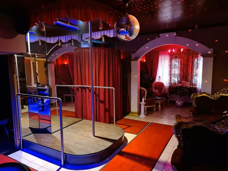 Nightclub Amore - photo 1
