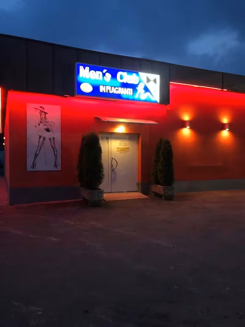 Men's Club Inflagranti - photo 1