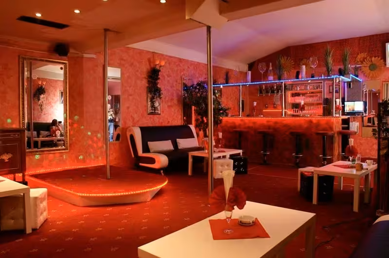 Nightclub Valentina - photo 1