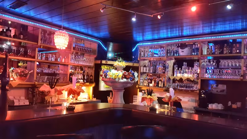 Showbar Highland - photo 1