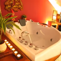 Phattarapon Thai Massage - photo 2