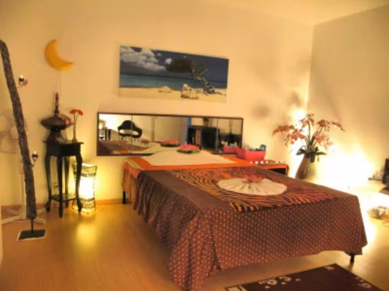 Phattarapon Thai Massage - photo 1