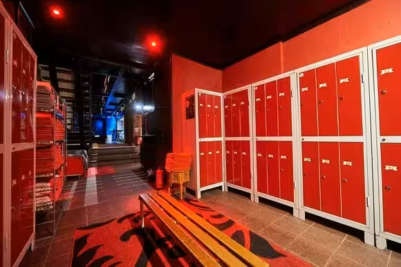 New Club Cocoon