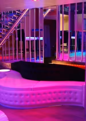 Club El - photo 1