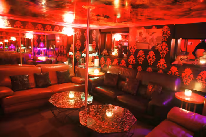 Select Club