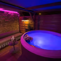 Scarlet Club - photo 5