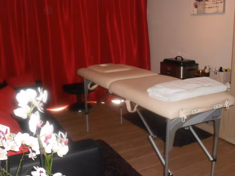 Jina Massage - photo 1