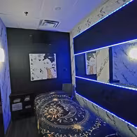 Steeles Royal Massage - photo 1