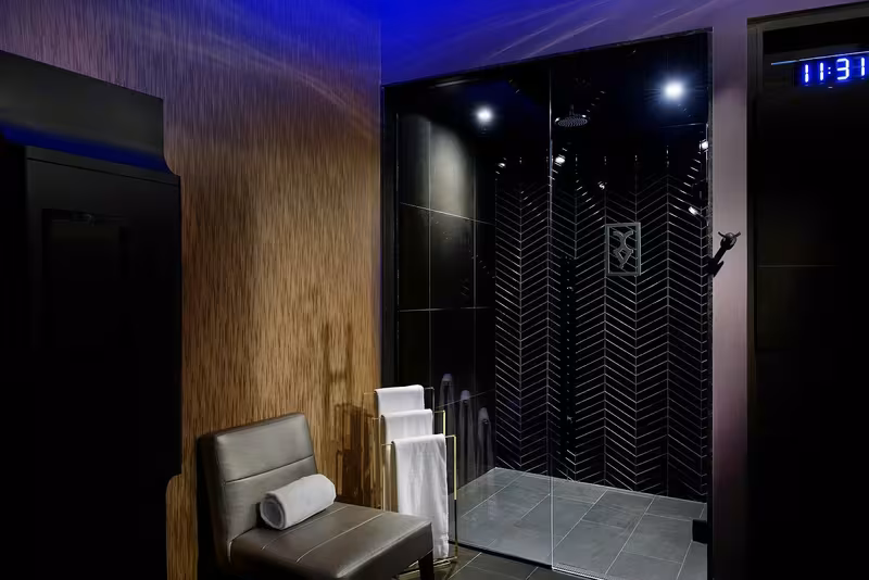Steeles Royal Massage - photo 1