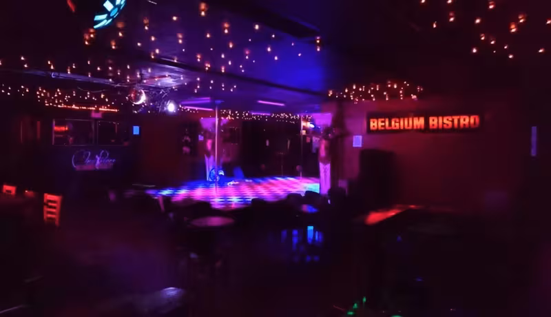 Chez Pierre Cabaret - photo 1