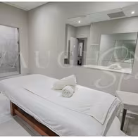 Vaughan Spa Massage - photo 2