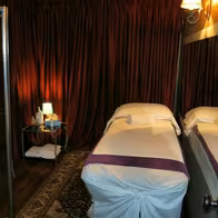 Blondie Massage Spa - photo 2