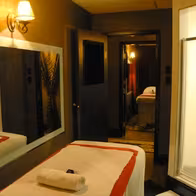 Blondie Massage Spa - photo 4