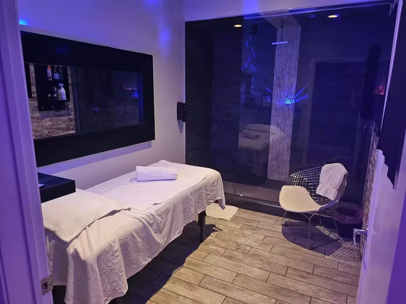 Synergy Erotic Massage - photo 1