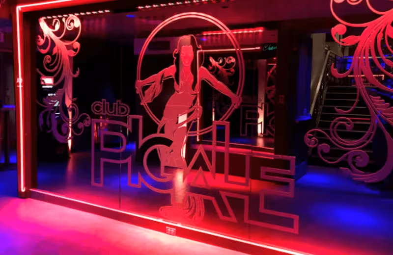 Club Pigale - photo 1