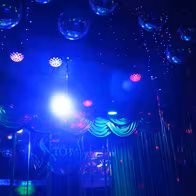 Club Toby - photo 2