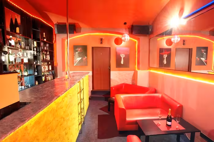Night Club Victory