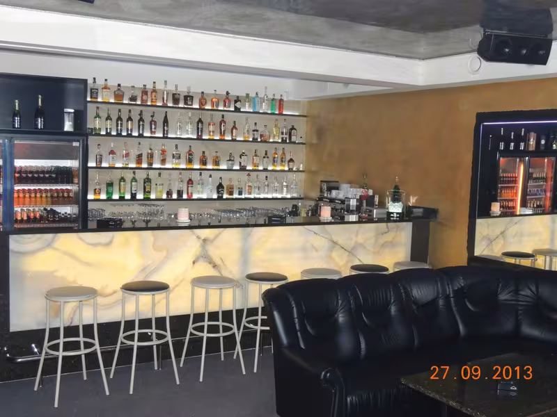 Night Club Izabo - photo 1
