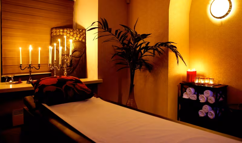 Golden Massage - photo 1