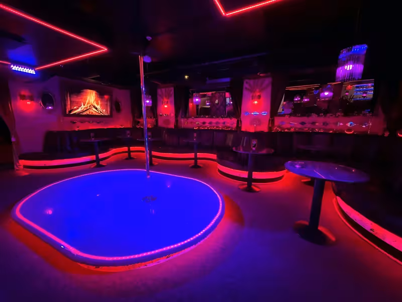 Sapphire Tallinn | Striptiis Tallinn | Strip Tallinn - photo 1