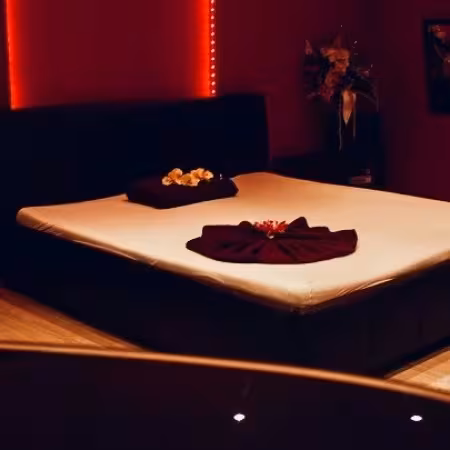 Silhouette Massage - photo 1