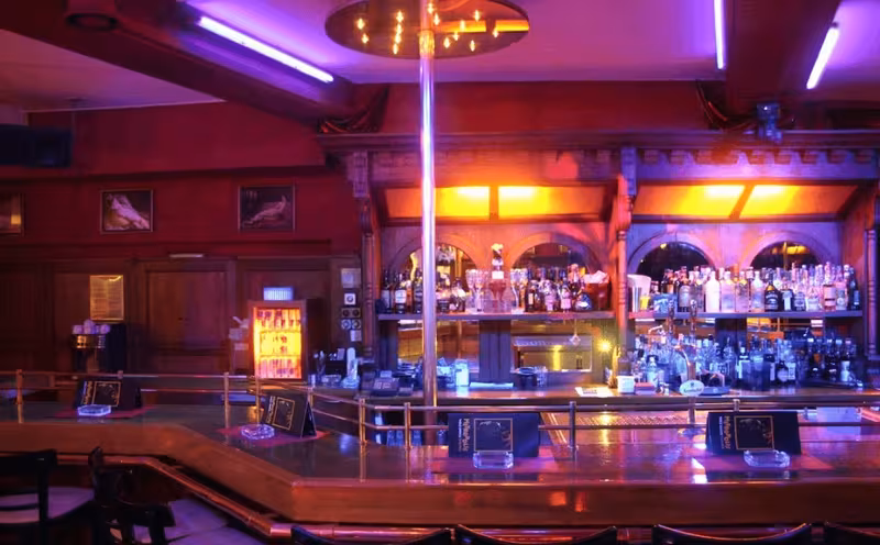 Metropolis Table Dance (Lounge - Leipzig - photo 1