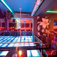 Queens Table Dance Bar - photo 6