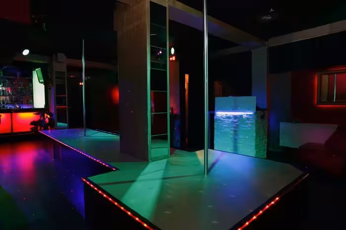 Paradies Club