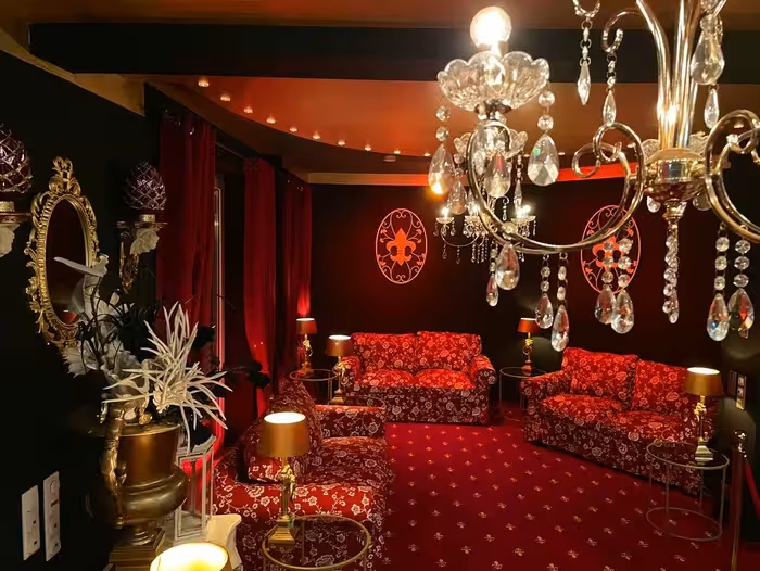 Luxe Inn