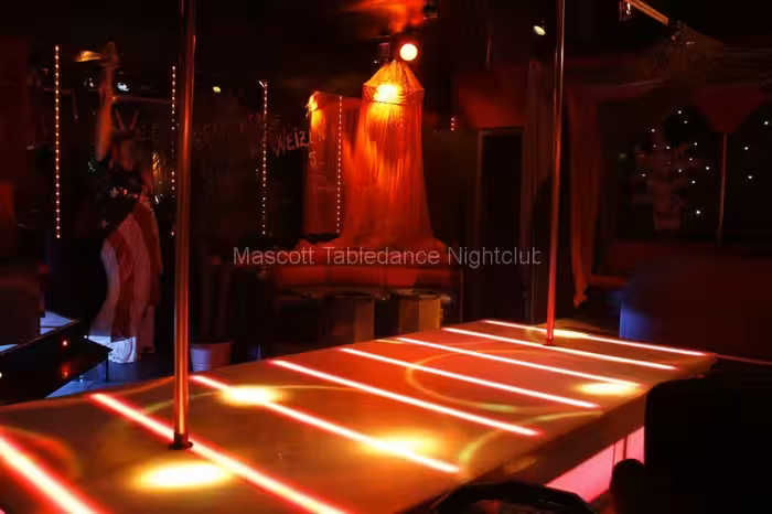 Mascott Tabledance