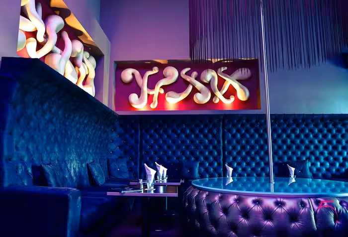 5. Element - Gentlemen's Club Fulda