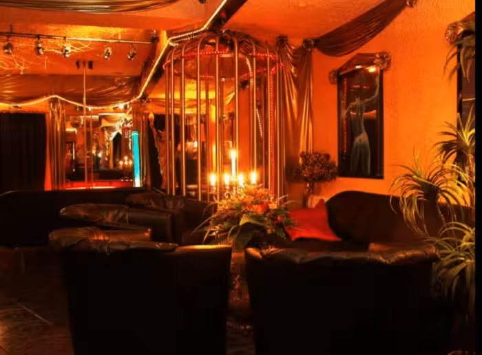 Club Mirabelle