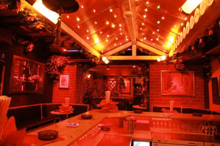 Chalet Club