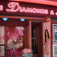 The Diamonds And Pearls - photo 3