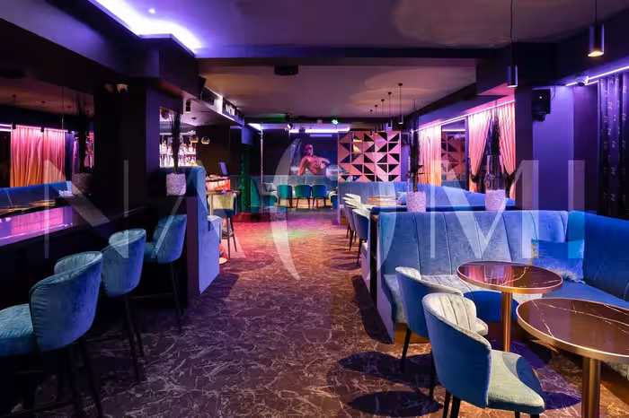 Naomi Club For Gentlemen