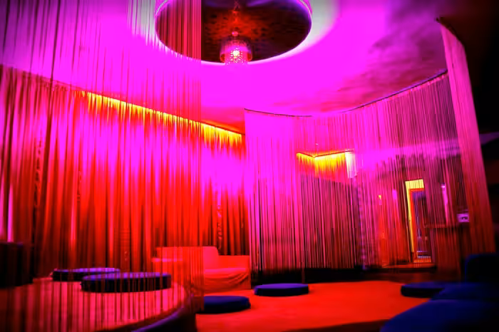 Dreamland Swinger Club