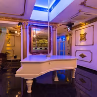 Stiletto Gentlemen`s Club - photo 4