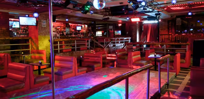 Las Chavelas Bar