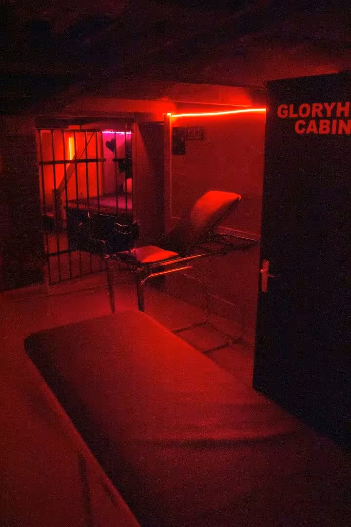 Adult Club Sameplace - photo 1