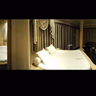 Mayfair Gentlemans Club - photo 2
