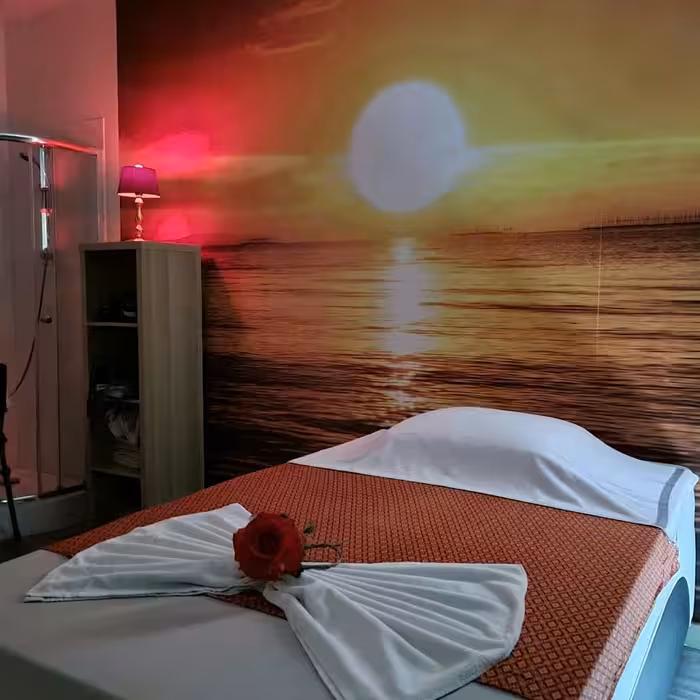 Azie Massage