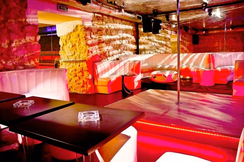 Sapphire Gentlemen's Club - photo 1