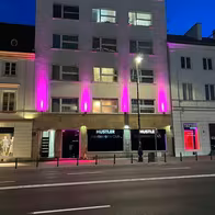 Hustler Gentlemen's Club - photo 17