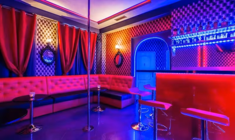 Sweet Dream Night Club - photo 1