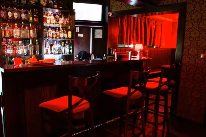 Night Club Play+