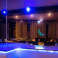 Royal Teaser - Strip Club - photo 3