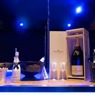Royal Teaser - Strip Club - photo 5