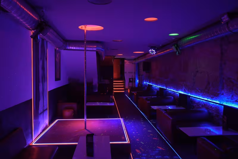 Life Strip Club - Melhor Club De Strip - photo 1