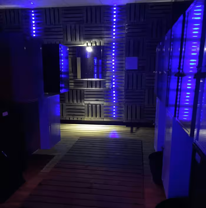 Paradise Sauna Club